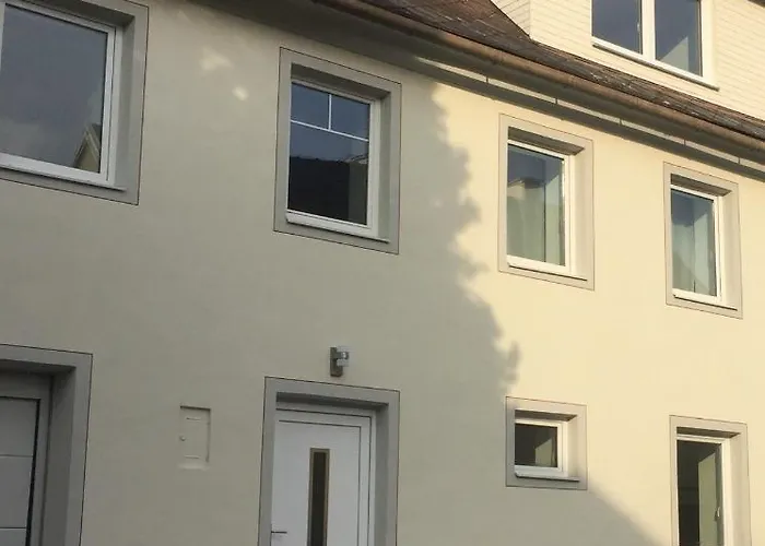 Spitz West Holiday home